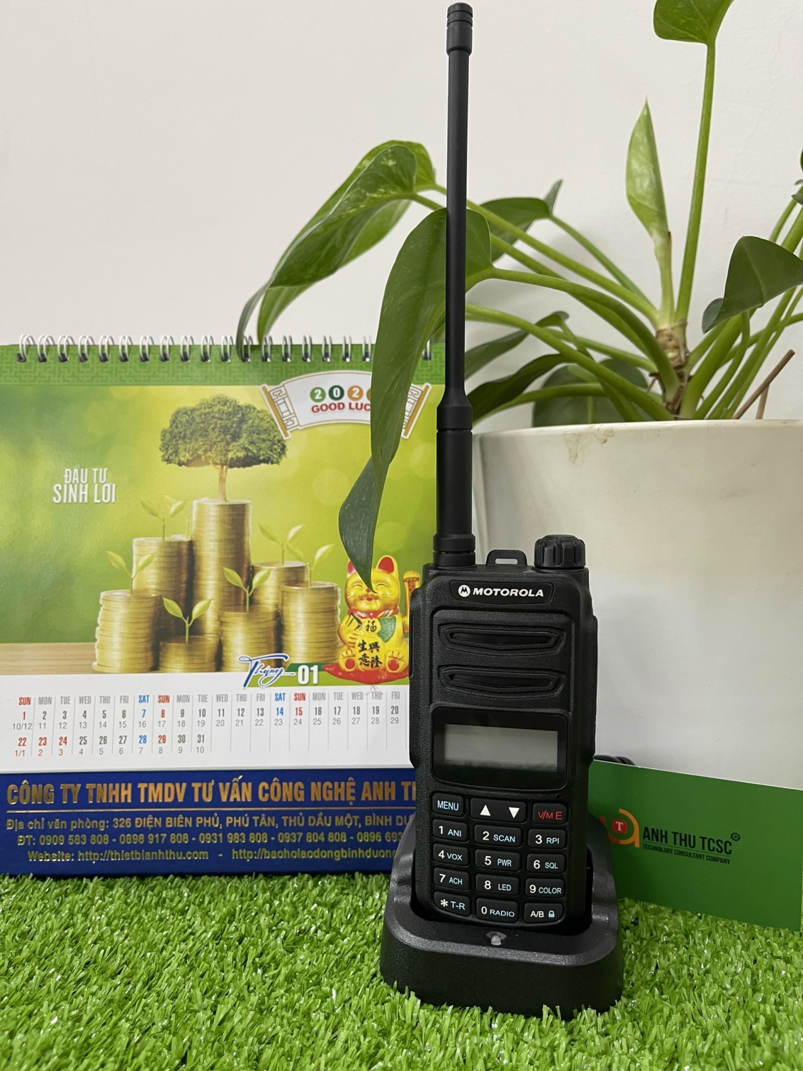 Bộ đàm Motorola AT1900UV