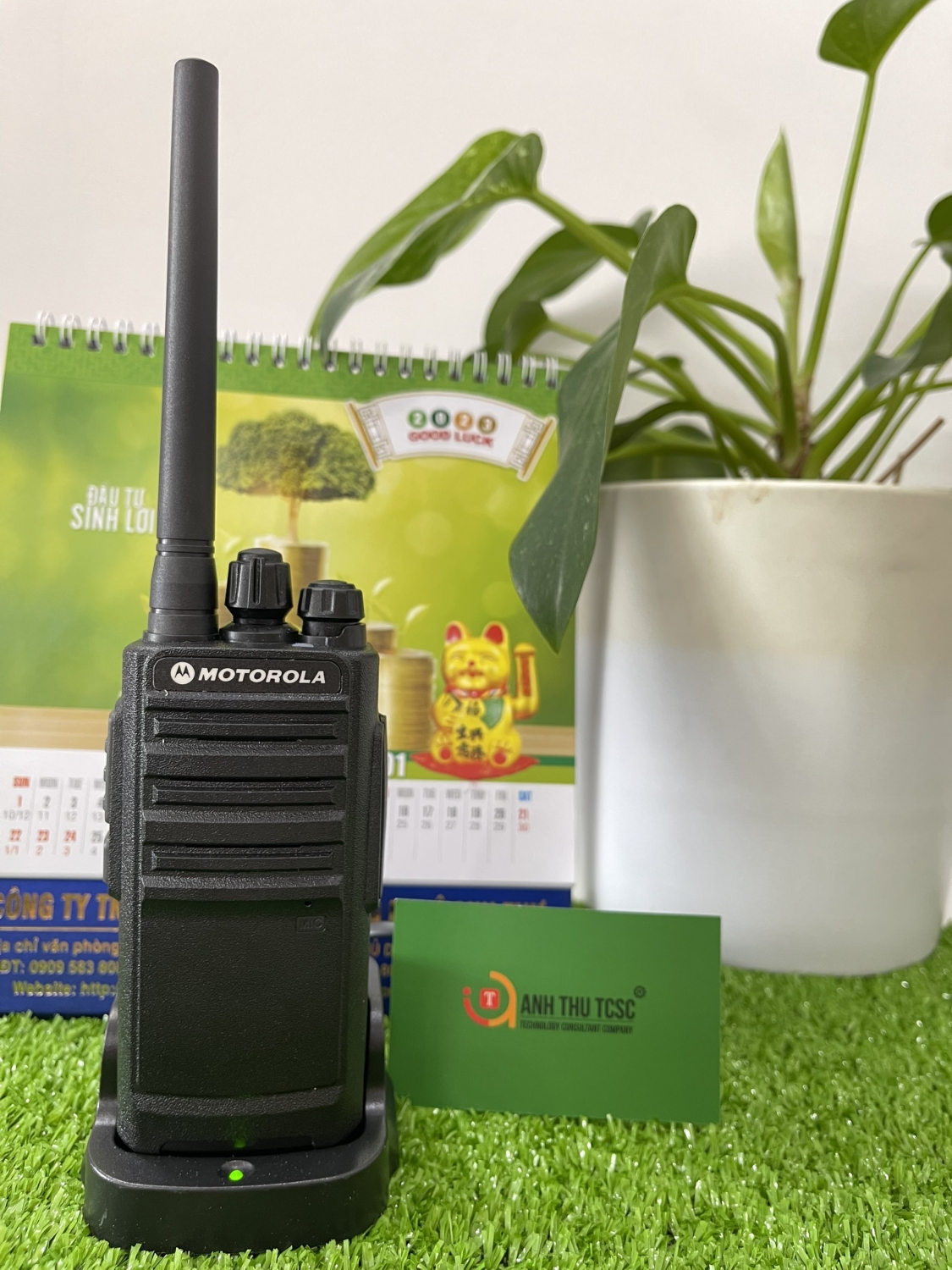 Bộ đàm Motorola AT3699